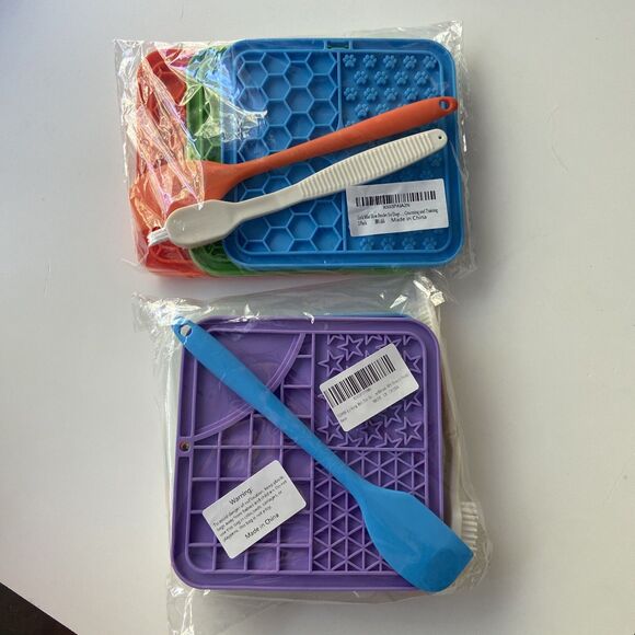 7PCS Licking Mat for Dogs and Cats, Lick Mats w/ Suction Cups & Spatula, Brush - Picture 1 of 7